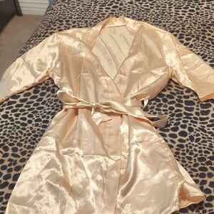 Elegant Satin Robe - Cream